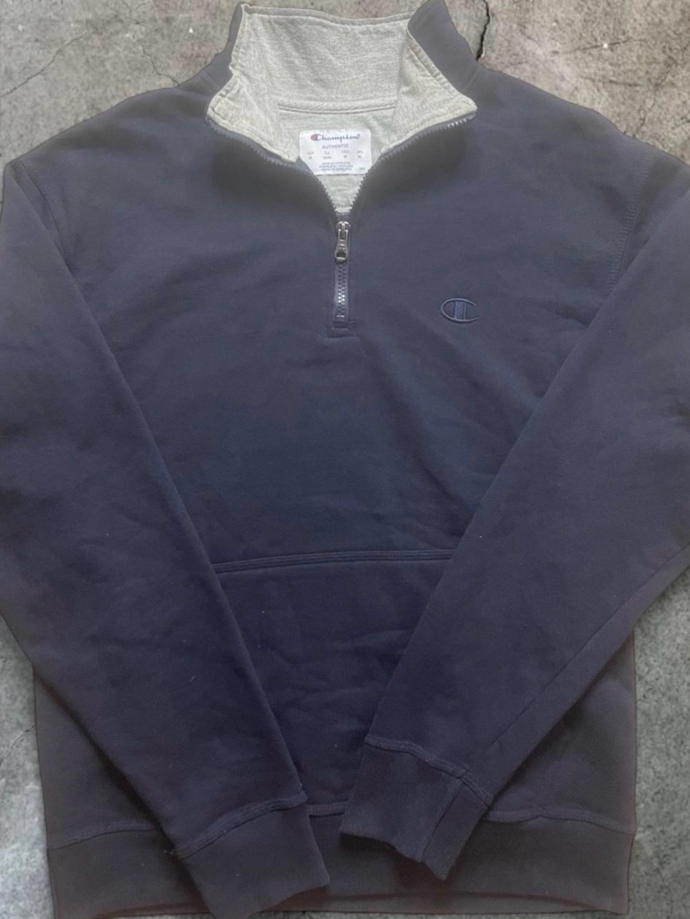 Champion Navy Quarter Zip
Sweatshirt - Size M